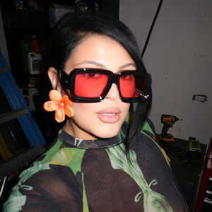 Meet your Posher, Alyssa